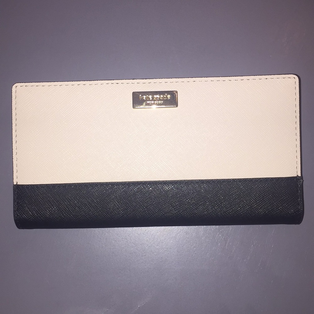 kate spade wallet Laurel way